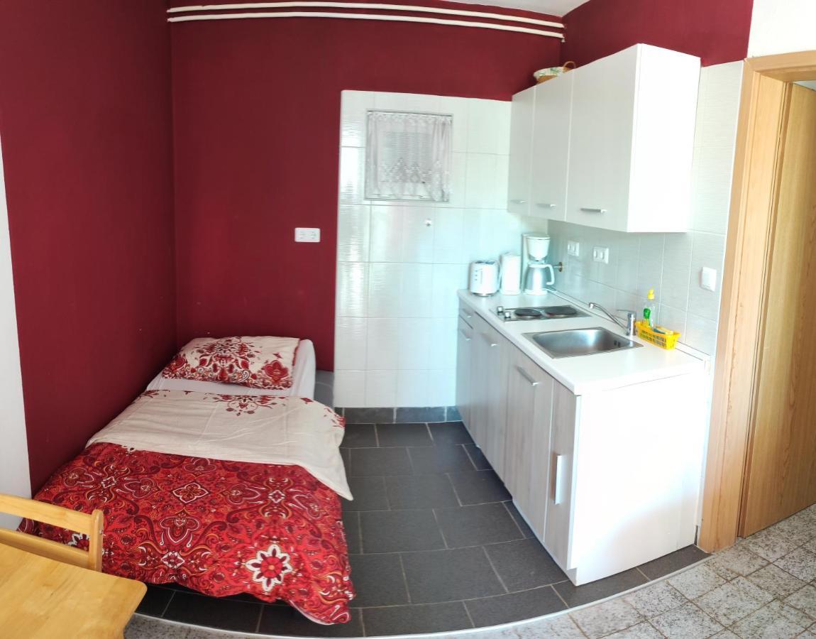 Apartmani Sabira Novi Vinodolski Eksteriør billede